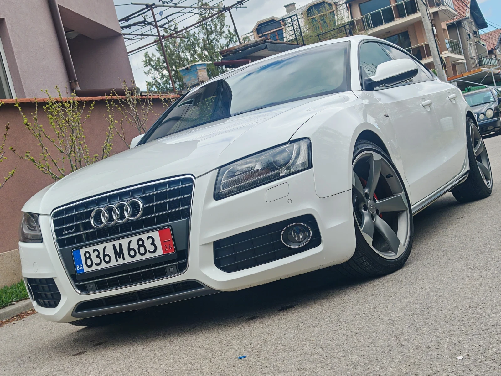 Audi A5 3.0D QUATTRO S LINE 239HP// ТОП //КАМЕРА/, снимка 2 - Автомобили и джипове - 54377927