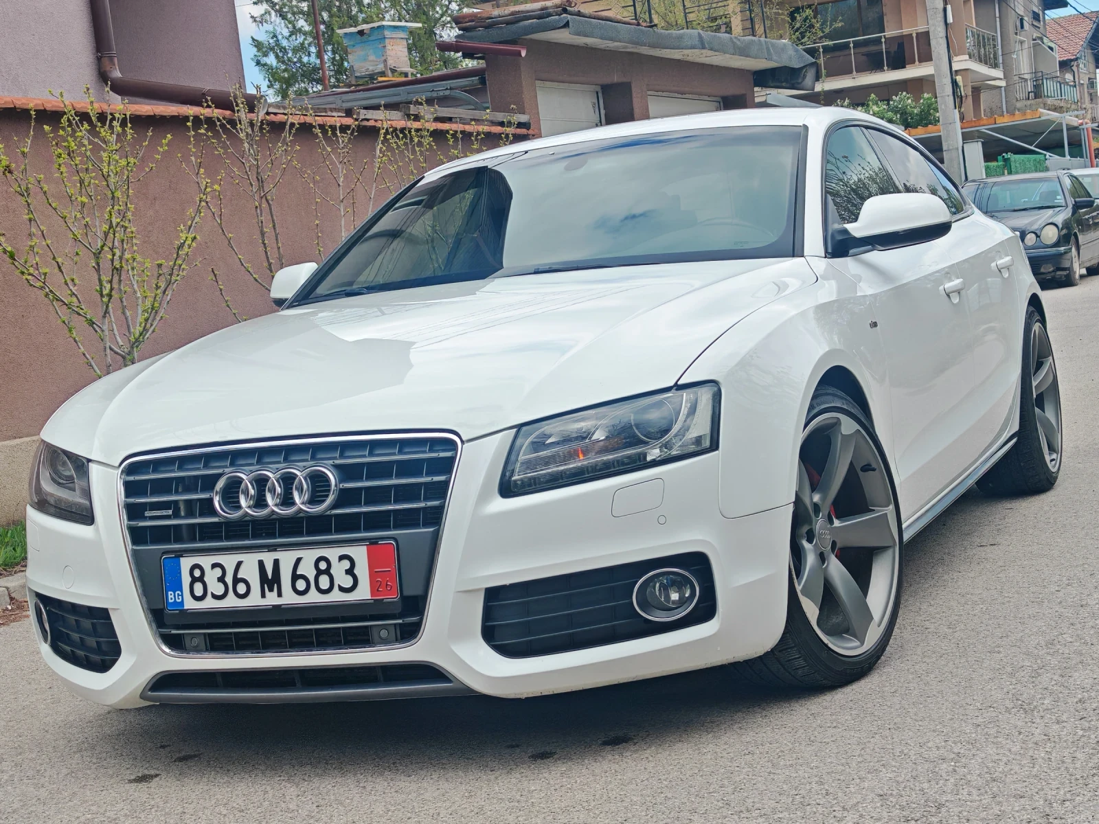 Audi A5 3.0D QUATTRO S LINE 239HP// ТОП //КАМЕРА/, снимка 4 - Автомобили и джипове - 54377927