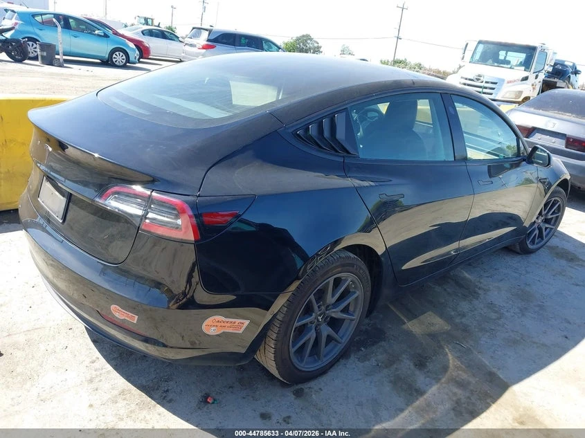 Tesla Model 3, снимка 4 - Автомобили и джипове - 54419107
