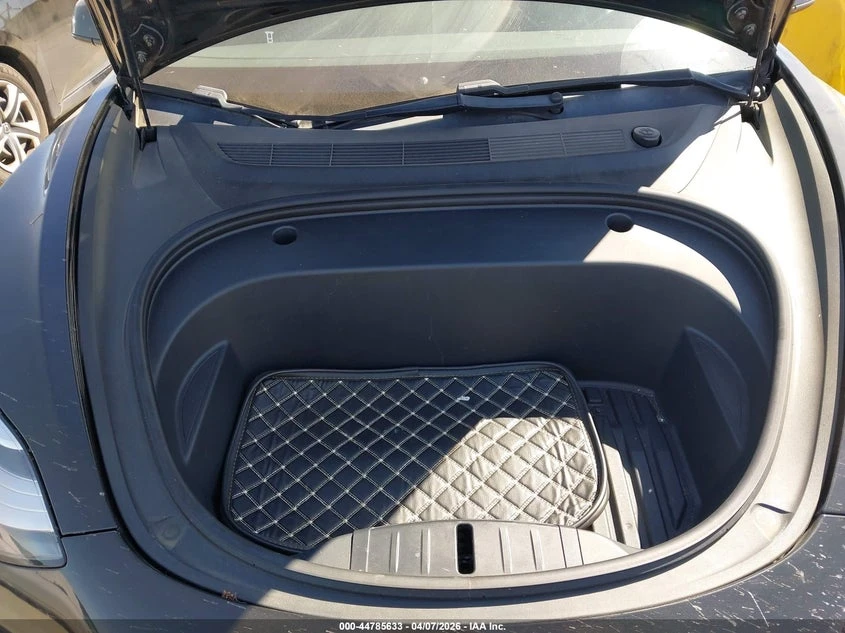 Tesla Model 3, снимка 10 - Автомобили и джипове - 54419107