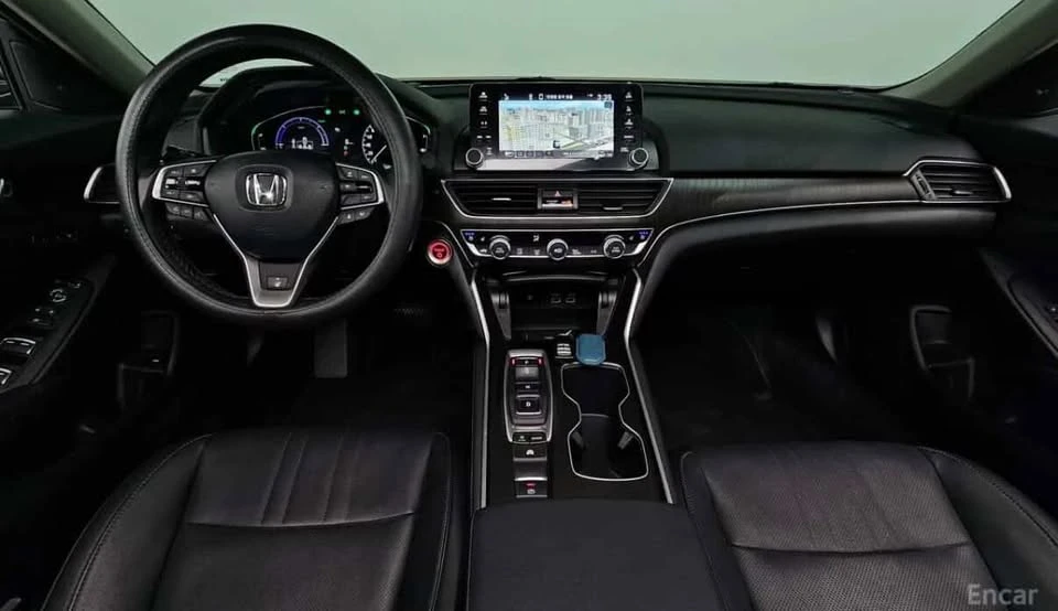 Honda Accord 10th Gen 2.0 Hybrid, снимка 7 - Автомобили и джипове - 54571600