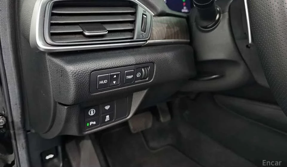 Honda Accord 10th Gen 2.0 Hybrid, снимка 13 - Автомобили и джипове - 54571600