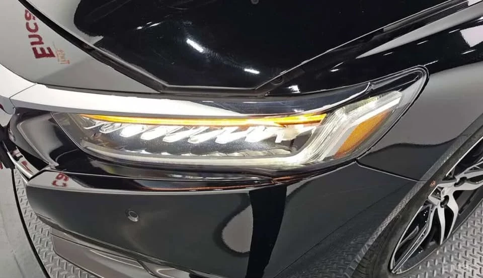 Honda Accord 10th Gen 2.0 Hybrid, снимка 3 - Автомобили и джипове - 54571600