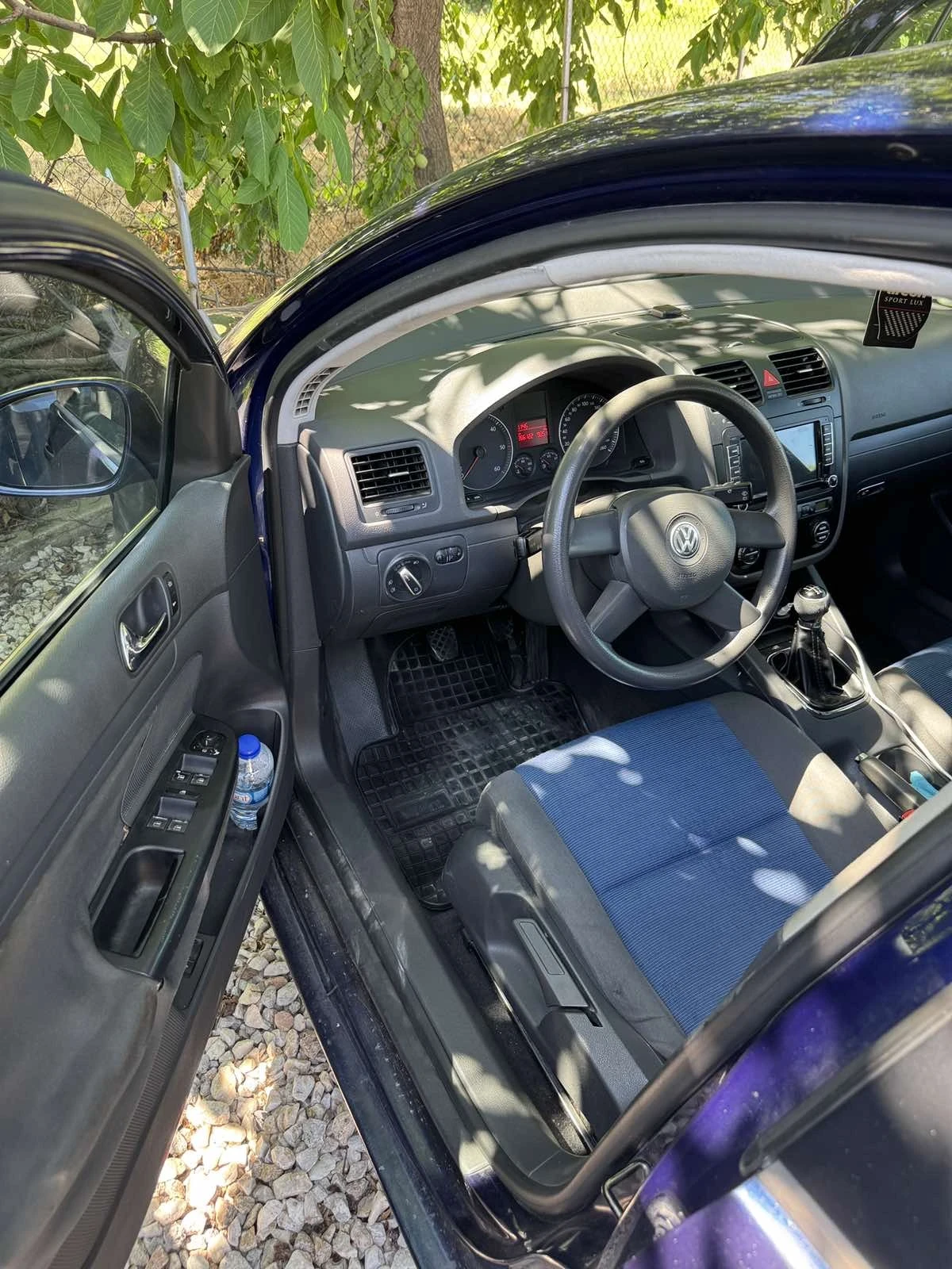 VW Golf 1.9 tdi, снимка 10 - Автомобили и джипове - 55298424