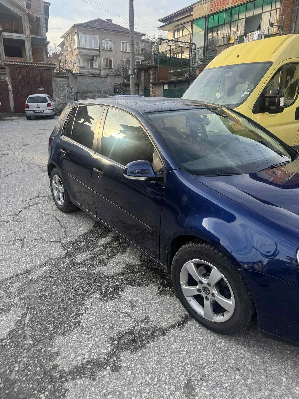 VW Golf 1.9 tdi, снимка 2 - Автомобили и джипове - 55298424