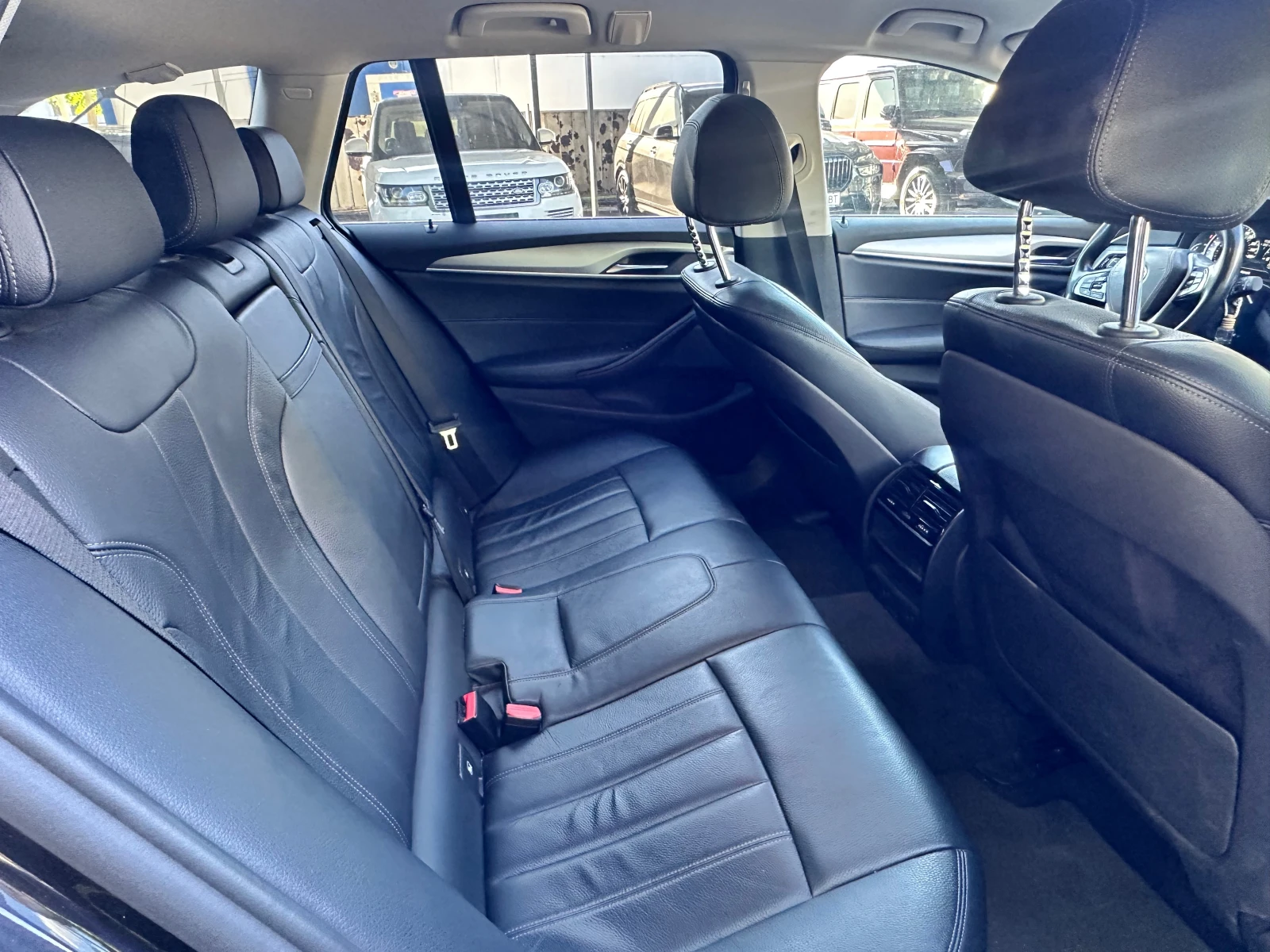 BMW 520 520D-XDRIVE, снимка 11 - Автомобили и джипове - 55503130