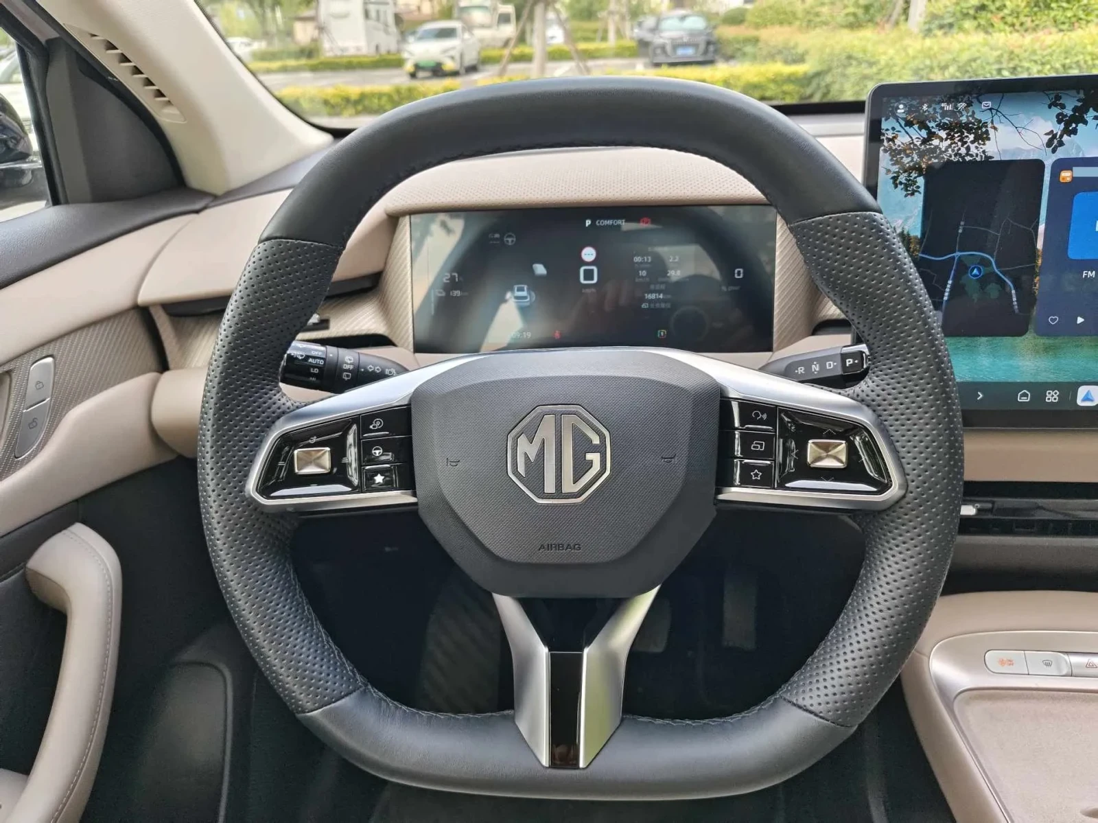 Mg S5 | 360 ������ | �������� | ��������� |  | Mobile.bg � ����������� 8