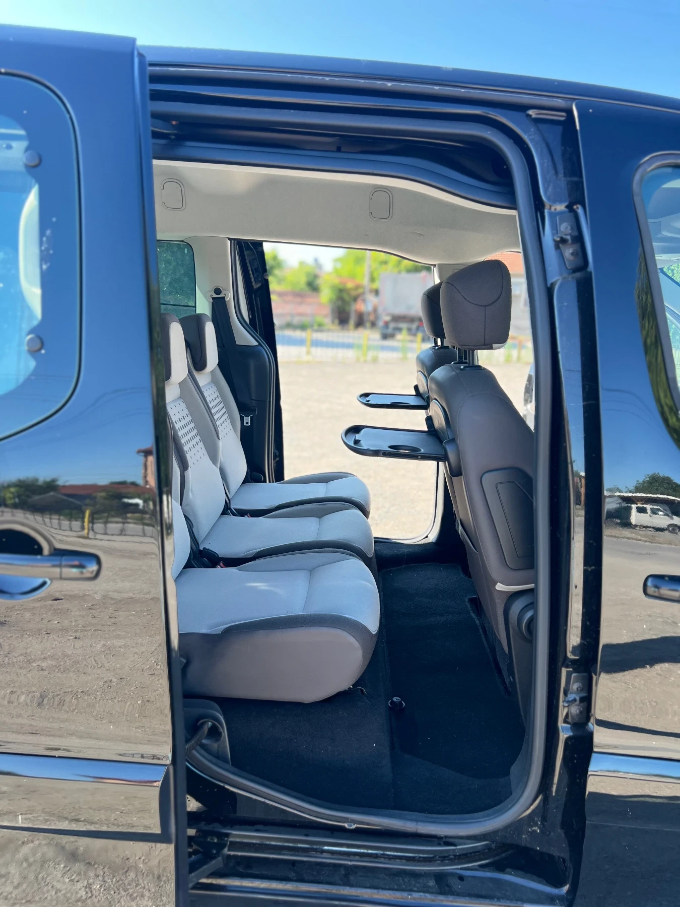 Citroen Berlingo 1.6eHDI, снимка 11 - Автомобили и джипове - 55503675