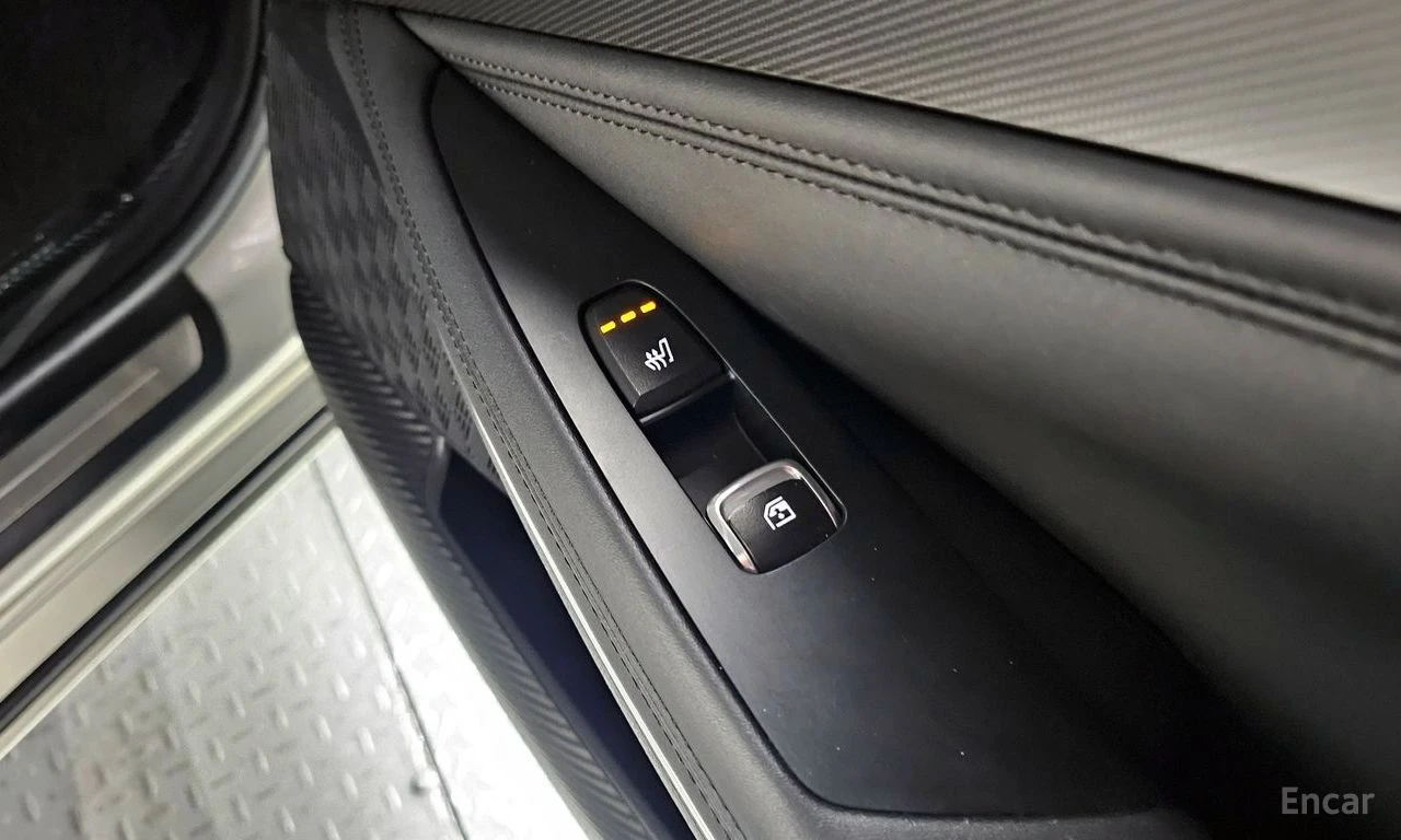 Kia K8 3.5* LPG* NOGLESSE* EDITON* ОБДУХВАНЕ* МАСАЖ* LANE, снимка 12 - Автомобили и джипове - 55532380