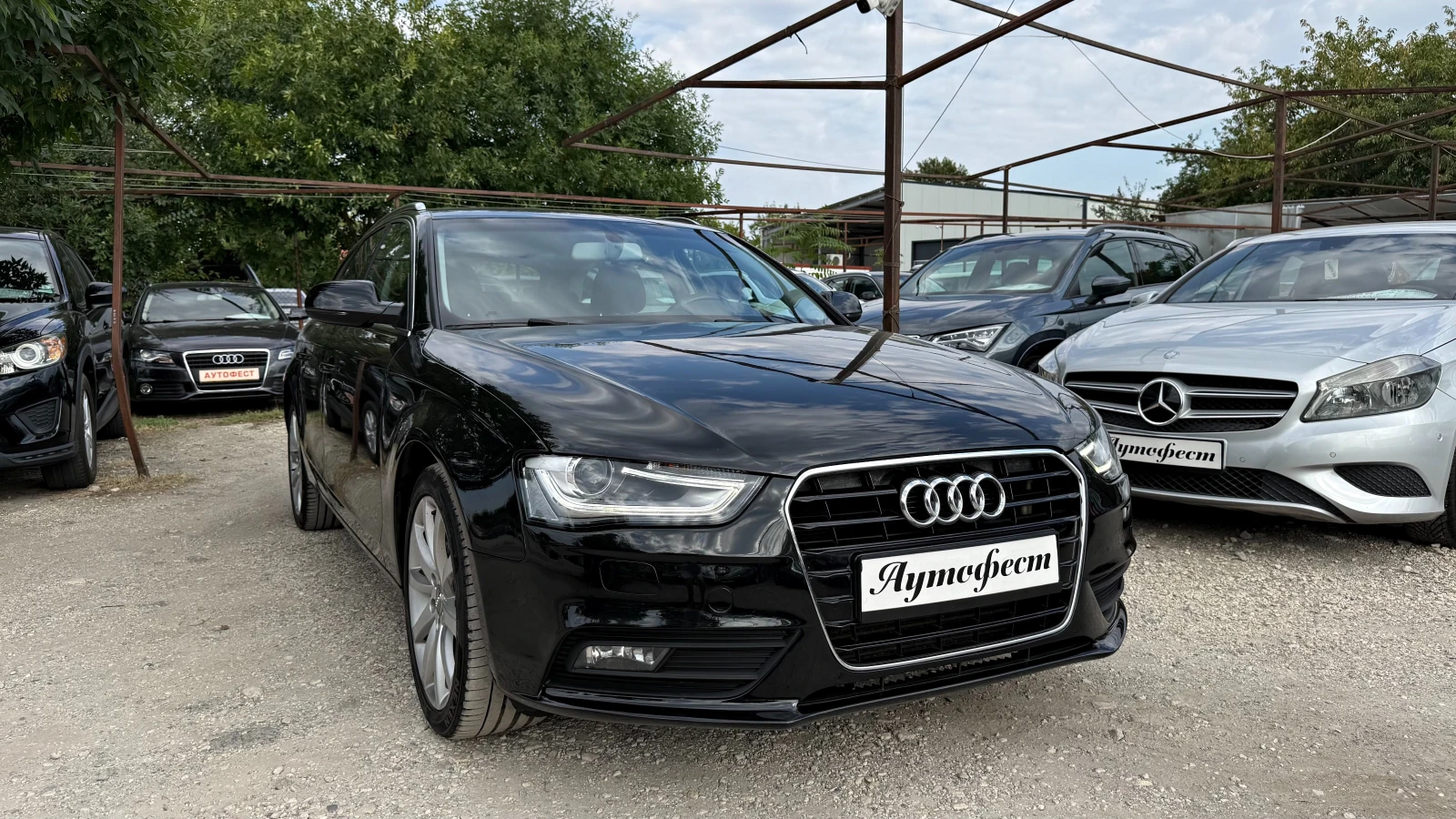Audi A4 2.0TDI FACELIFT АВТОМАТИК НАВИ , снимка 2 - Автомобили и джипове - 55584936