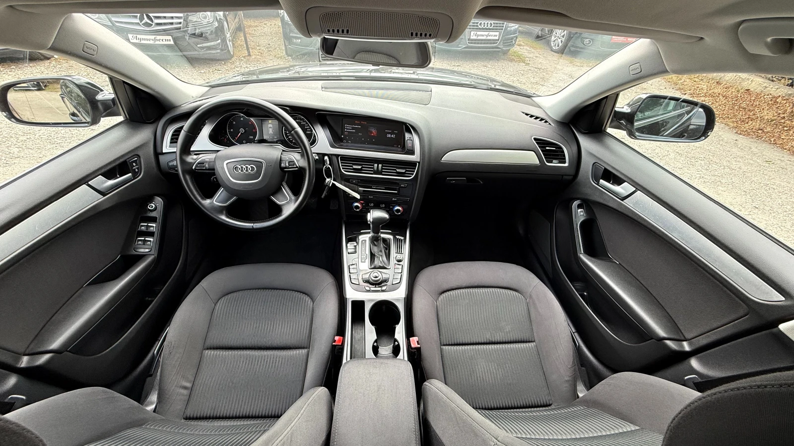 Audi A4 2.0TDI FACELIFT АВТОМАТИК НАВИ , снимка 9 - Автомобили и джипове - 55584936