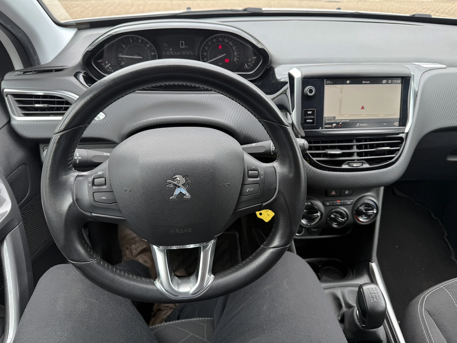 Peugeot 2008, снимка 6 - Автомобили и джипове - 55626268