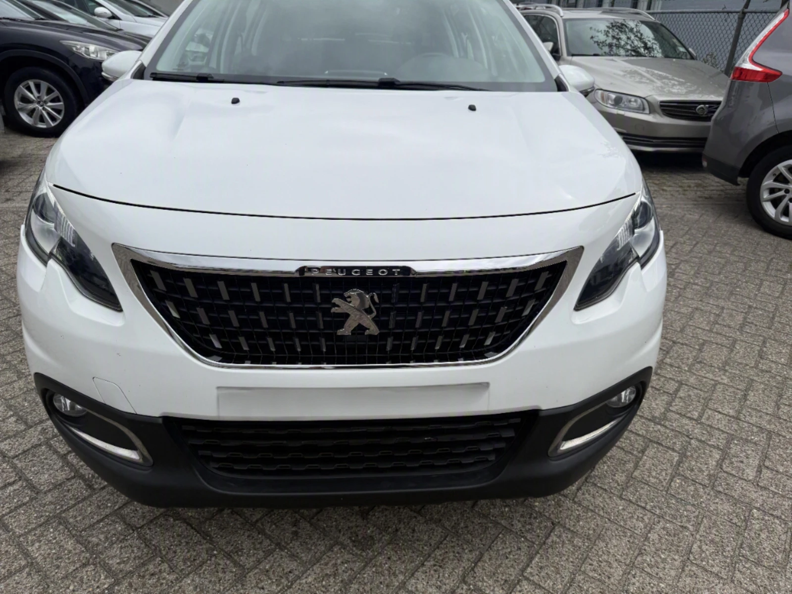 Peugeot 2008, снимка 5 - Автомобили и джипове - 55626268