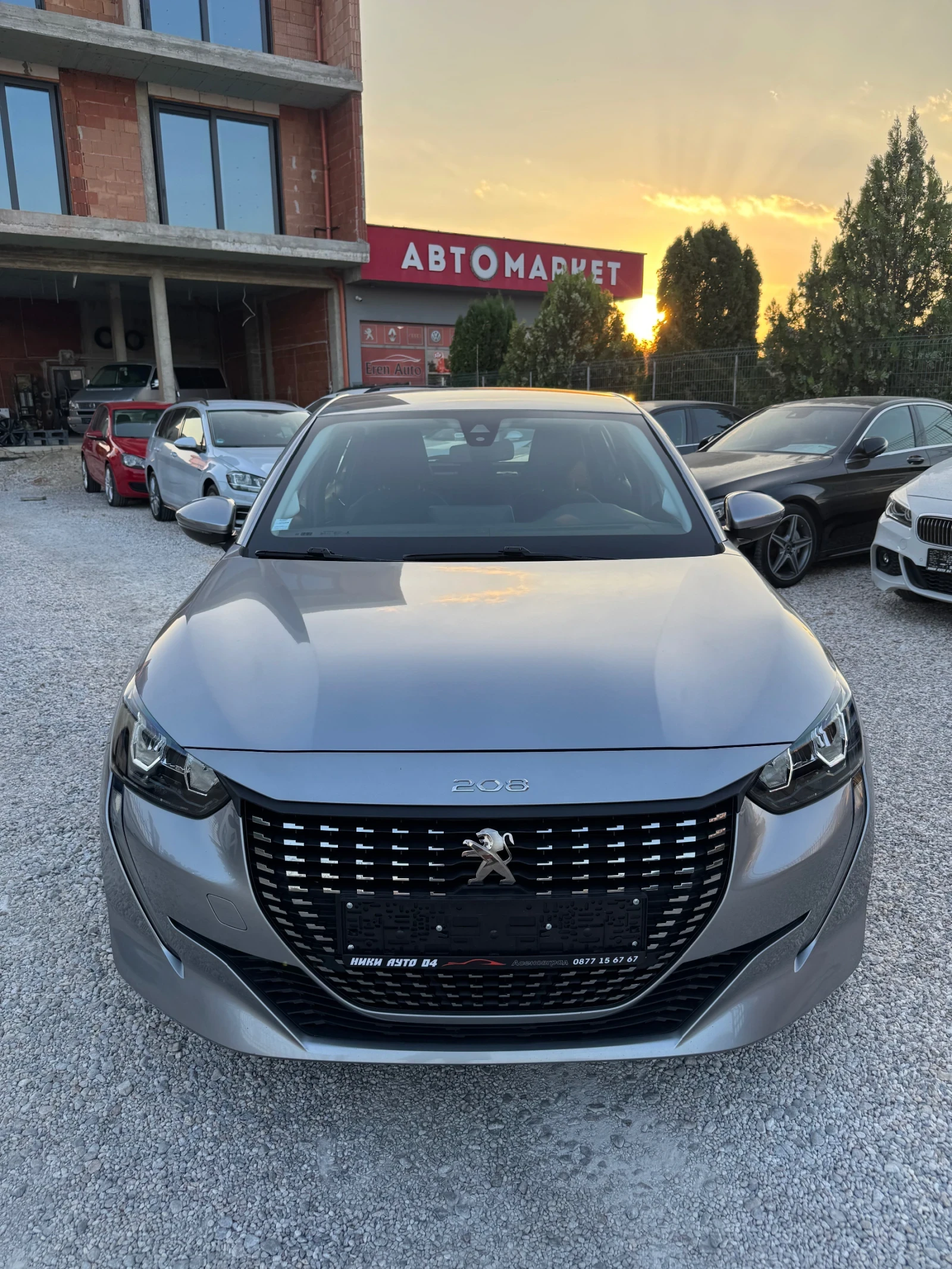 Peugeot 208 1.2, снимка 2 - Автомобили и джипове - 55850453