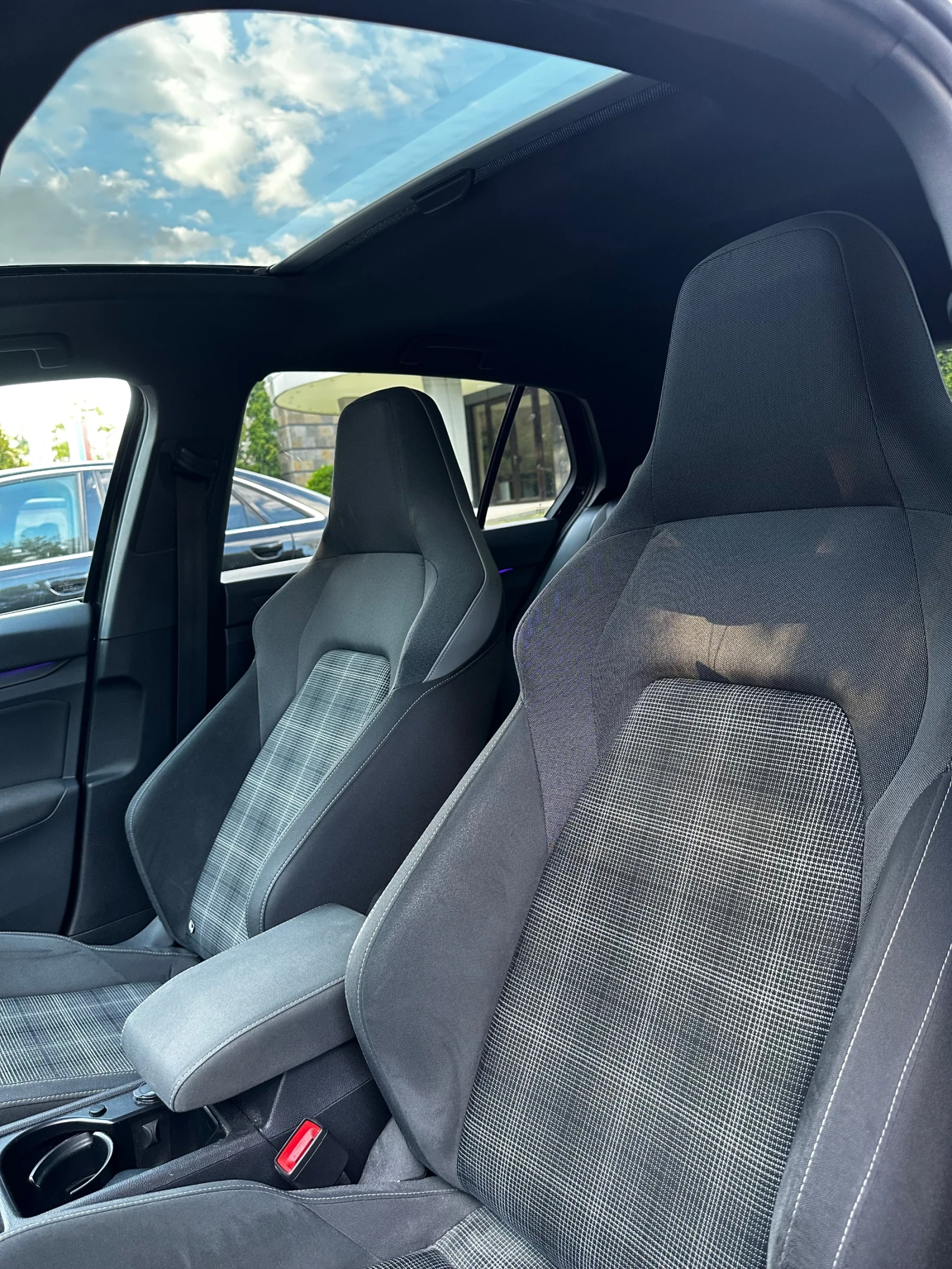 VW Golf, снимка 8 - Автомобили и джипове - 55954109