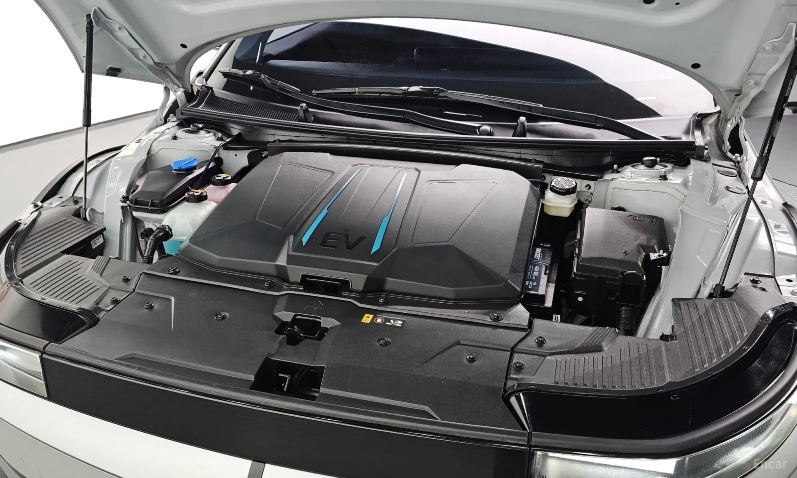 Hyundai Ioniq 5 Long range\АВАНСОВО ПЛАЩАНЕ\ТОП ЦЕНА, снимка 6 - Автомобили и джипове - 56181799