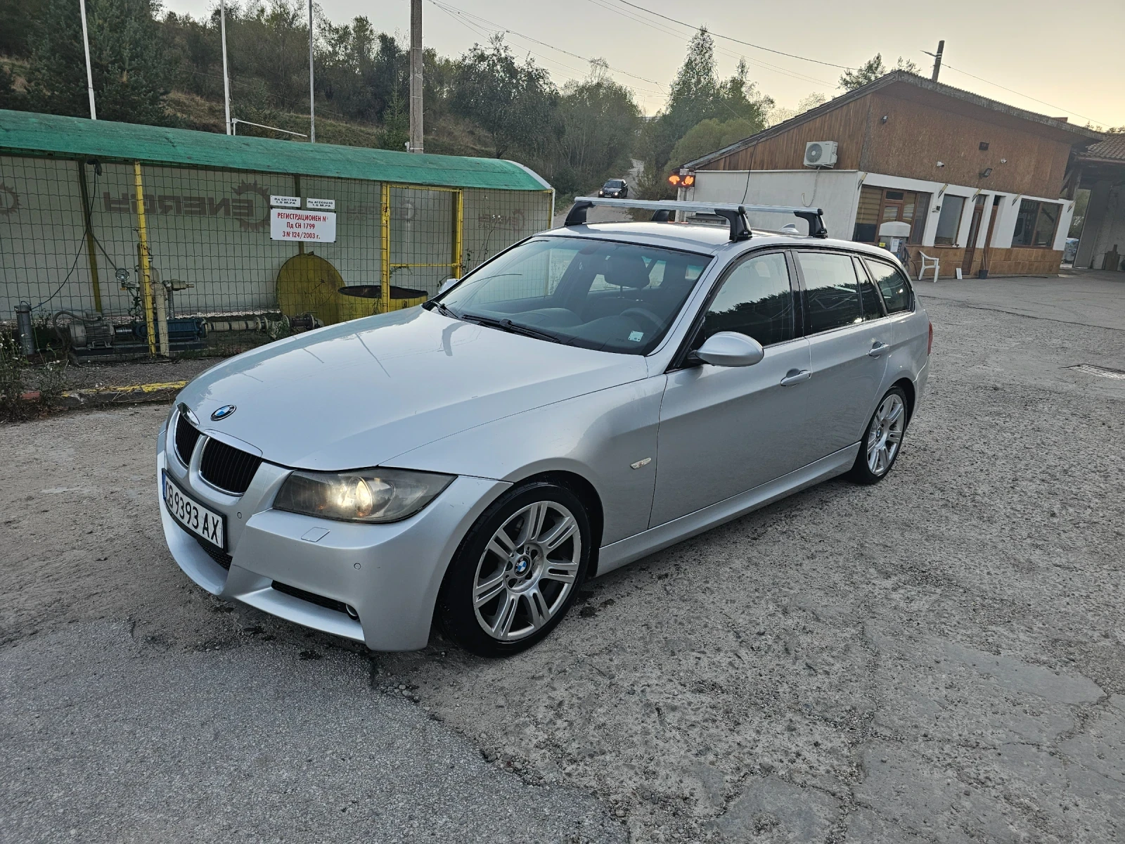 BMW 320 E91 M пакет, снимка 2 - Автомобили и джипове - 56368748