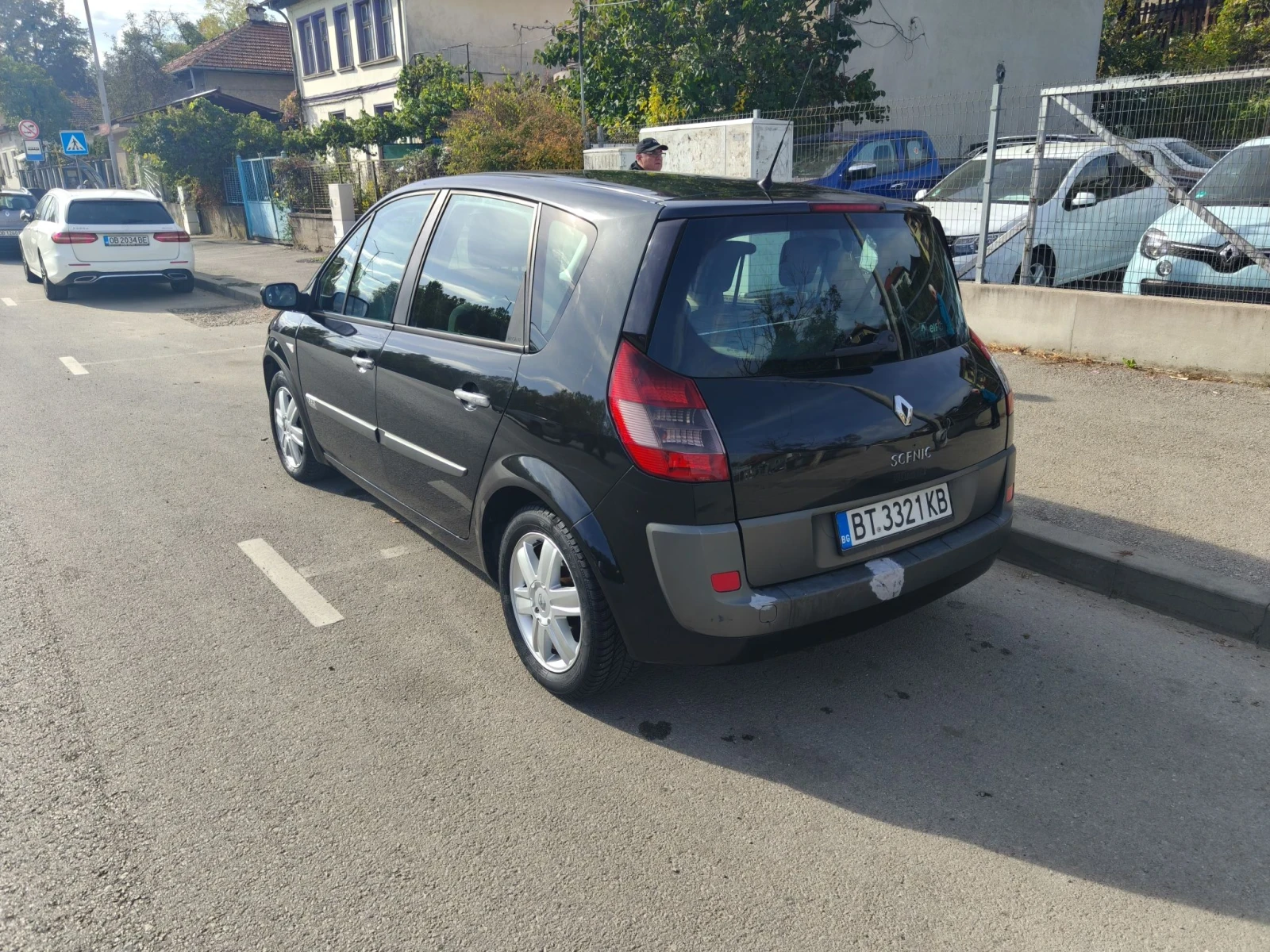 Renault Scenic 1.9dci, снимка 5 - Автомобили и джипове - 56426201