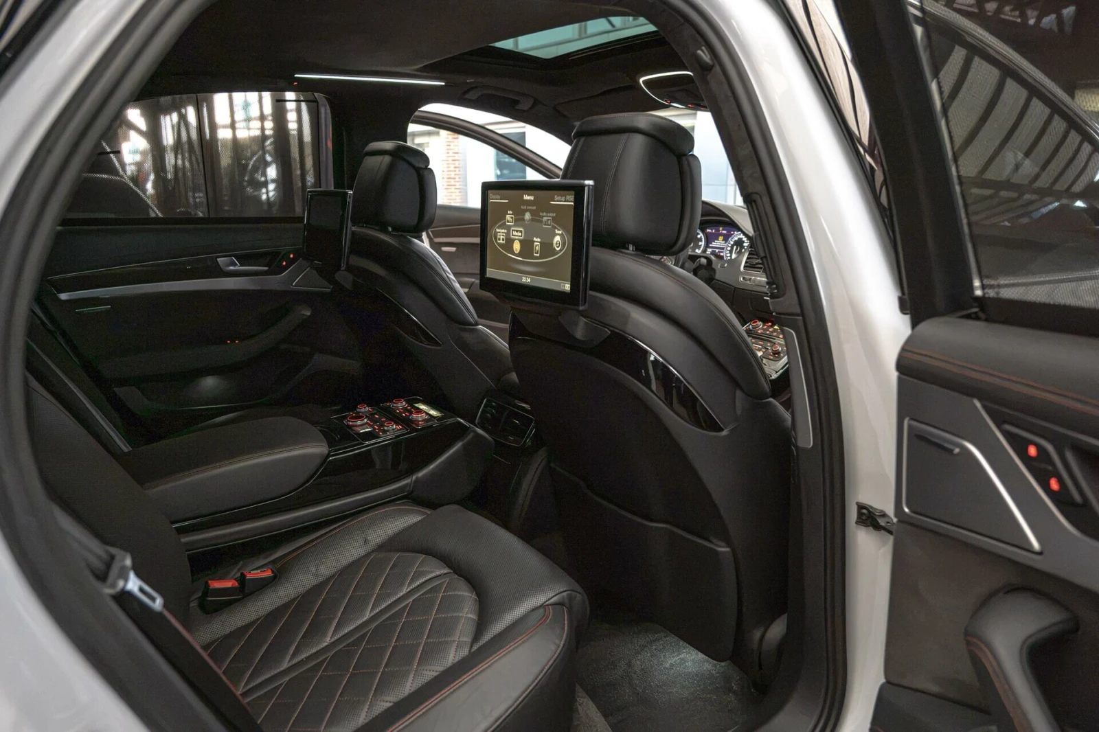 Audi S8 4.0TFSI/Bang&Olufsen/HuD/Design Selection/RSE/���� | Mobile.bg � ����������� 8