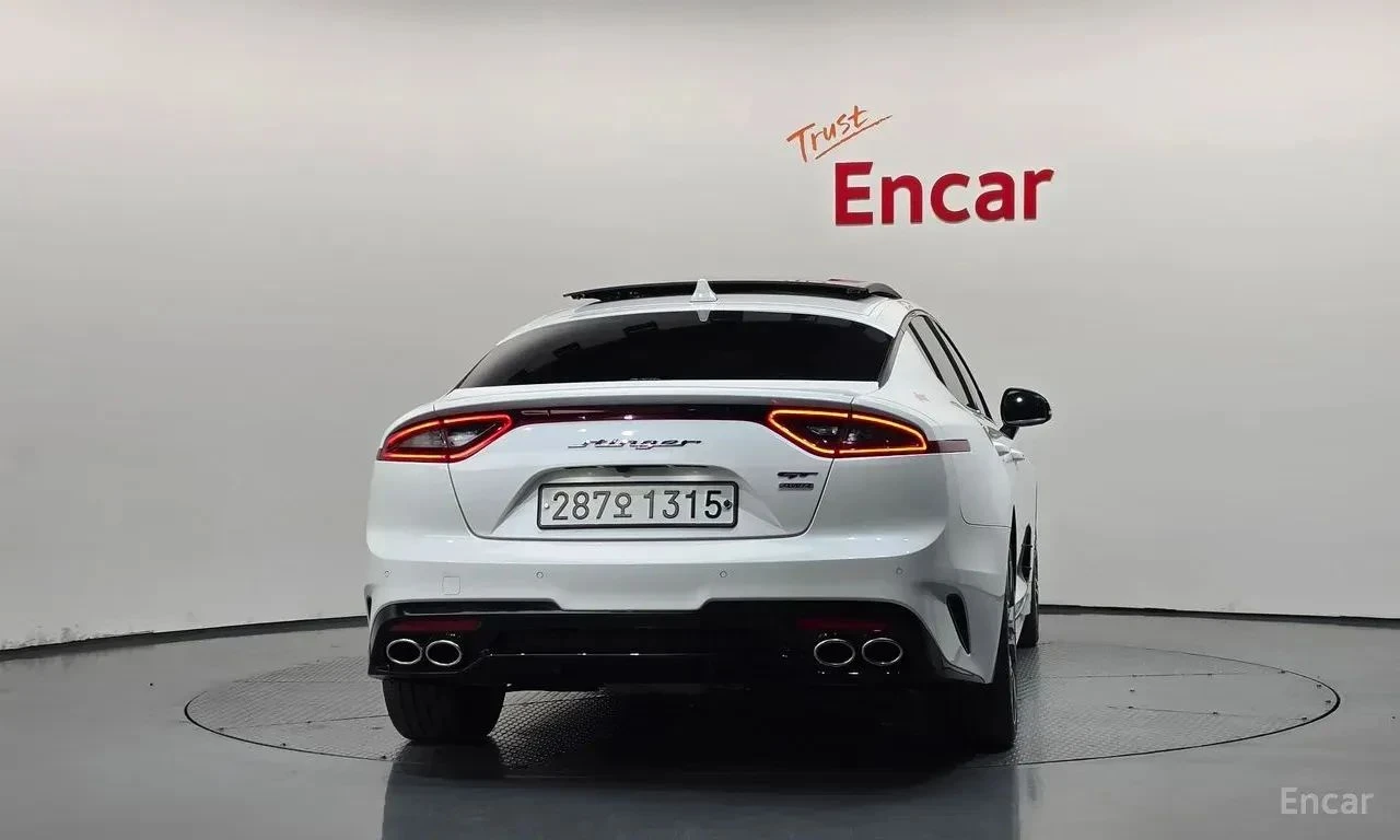Kia Stinger, снимка 4 - Автомобили и джипове - 56736767