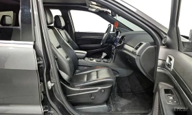 Jeep Grand cherokee 3.6* V6* 8ZF* ПОДГРЕВ* ОБДУХВАНЕ* КАМЕРА* КЕЙЛЕС* , снимка 13