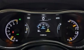 Jeep Grand cherokee 3.6* V6* 8ZF* ПОДГРЕВ* ОБДУХВАНЕ* КАМЕРА* КЕЙЛЕС* , снимка 12