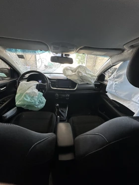 Kia Stonic, снимка 5