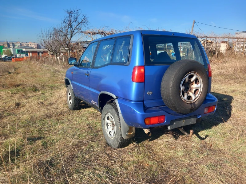 Nissan Terrano 4x4 бензин , снимка 5 - Автомобили и джипове - 48401243