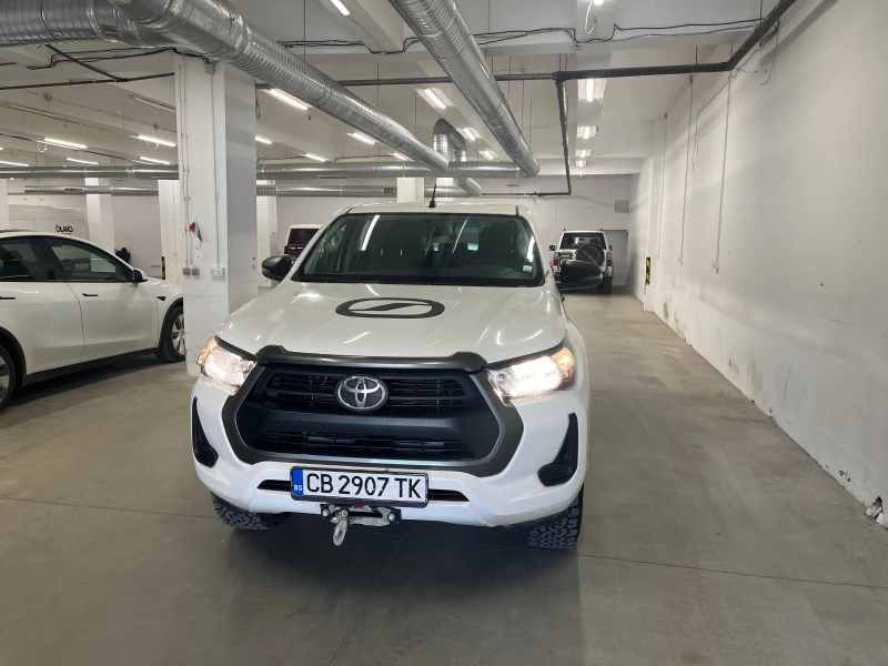 Toyota Hilux, снимка 2 - Автомобили и джипове - 48974000