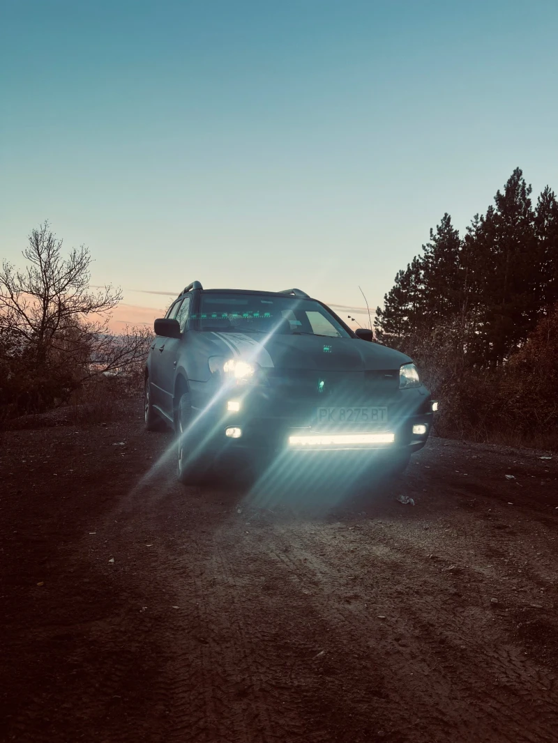 Mitsubishi Outlander Течна газ 2.0, снимка 2 - Автомобили и джипове - 53001960