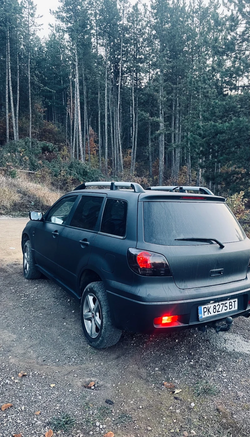 Mitsubishi Outlander Течна газ 2.0, снимка 4 - Автомобили и джипове - 53001960