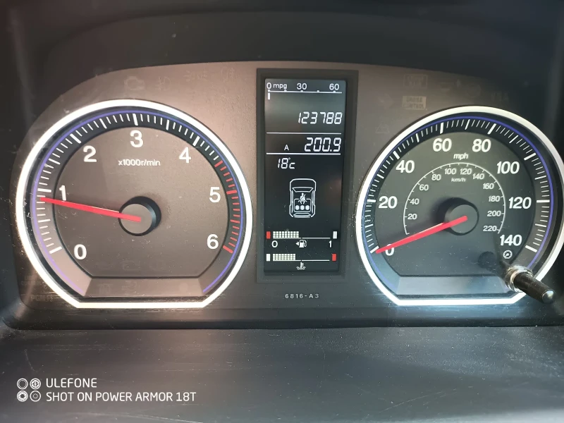 Honda Cr-v, снимка 8 - Автомобили и джипове - 52484820