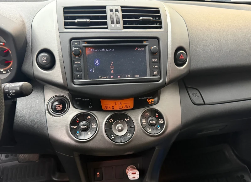 Toyota Rav4 2.0i 4x4, снимка 10 - Автомобили и джипове - 52655178