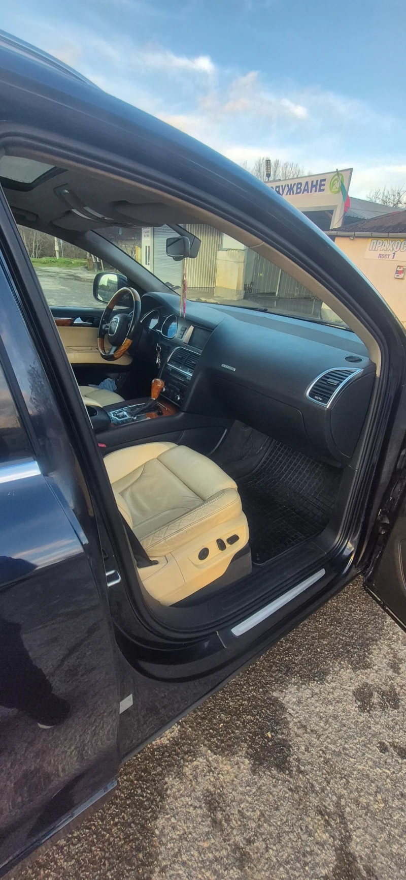 Audi Q7 4.2 FSI, снимка 5 - Автомобили и джипове - 52907610