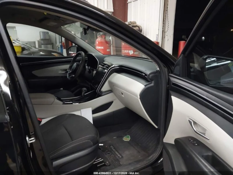 Hyundai Tucson 2.5l Sel, снимка 5 - Автомобили и джипове - 53215203