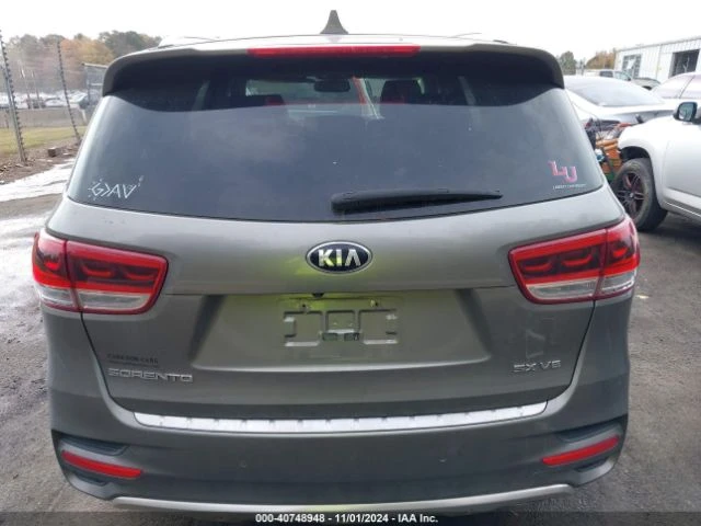 Kia Sorento 3.3L SX 4X4, снимка 6 - Автомобили и джипове - 48379729