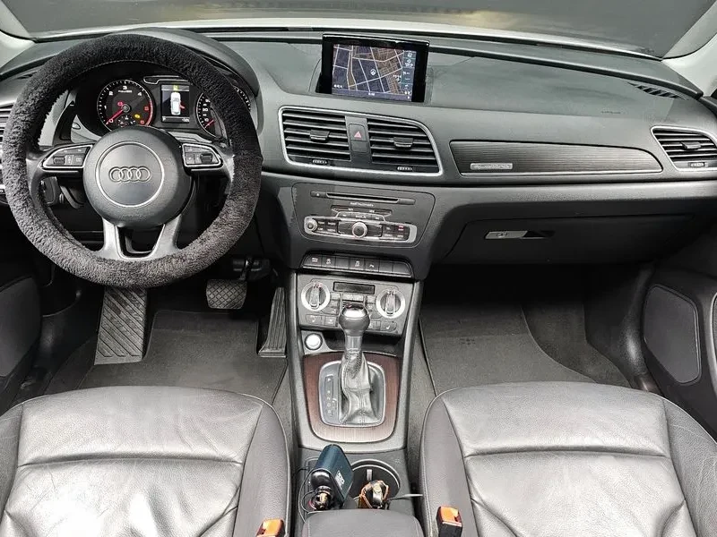 Audi Q3 2.0 TDI Quattro, снимка 7 - Автомобили и джипове - 55128641