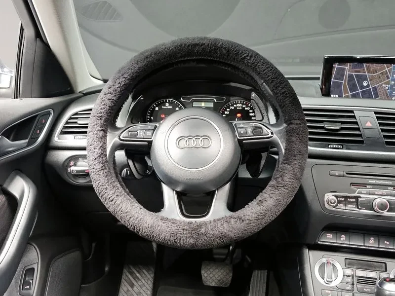 Audi Q3 2.0 TDI Quattro, снимка 13 - Автомобили и джипове - 55128641