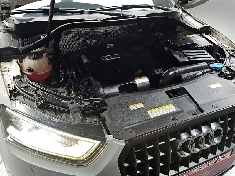 Audi Q3 2.0 TDI Quattro, снимка 6 - Автомобили и джипове - 55128641