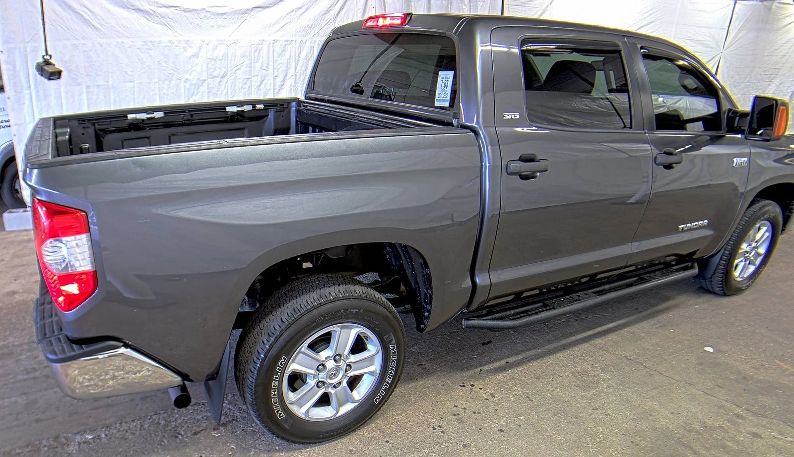 Toyota Tundra SR5 Crew Cab Extra Short Bed - изображение 5