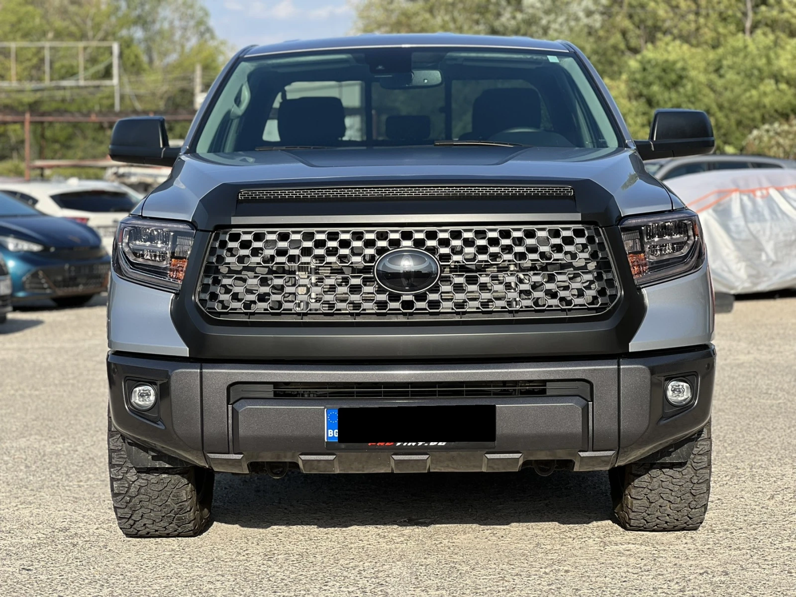 Toyota Tundra 5.7i/4x4/ ГАЗ - изображение 2
