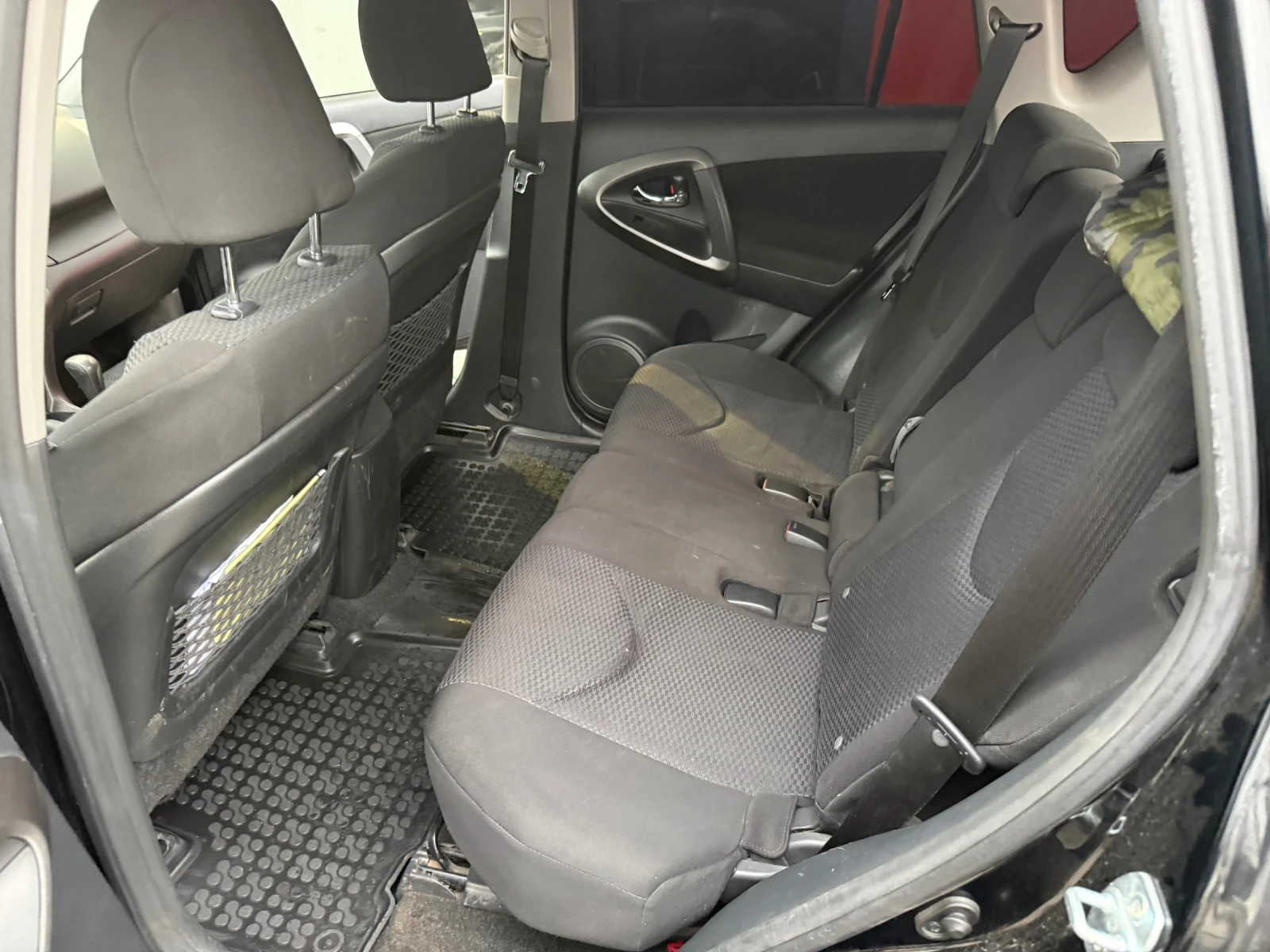 Toyota Rav4 2.0i 4x4 - изображение 8