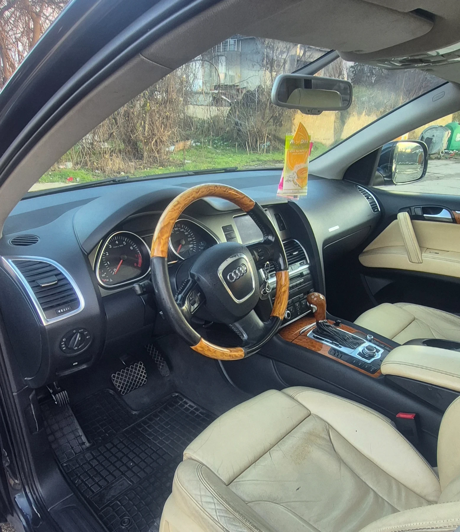 Audi Q7 4.2 FSI - изображение 2