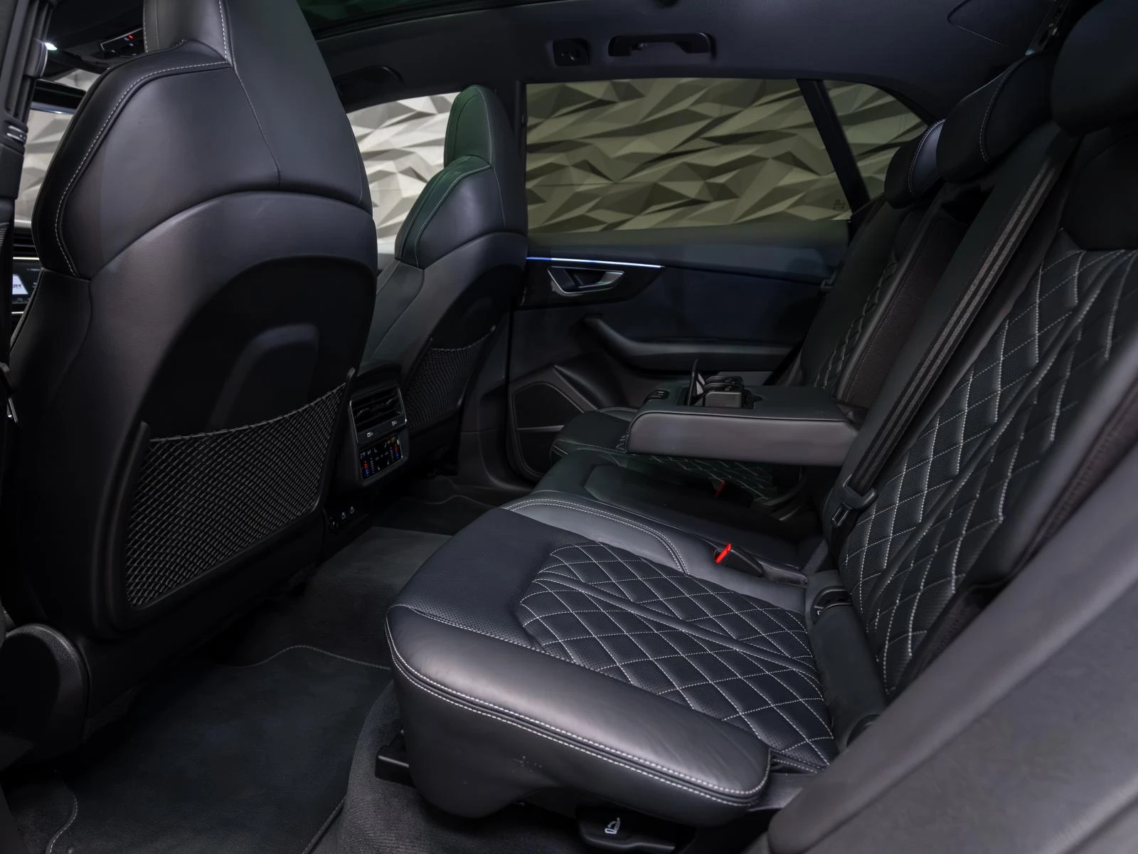 Audi SQ8 * CERAMIC* Quattro* B&O* ���������* Carbon* PANO*  | Mobile.bg � ����������� 8