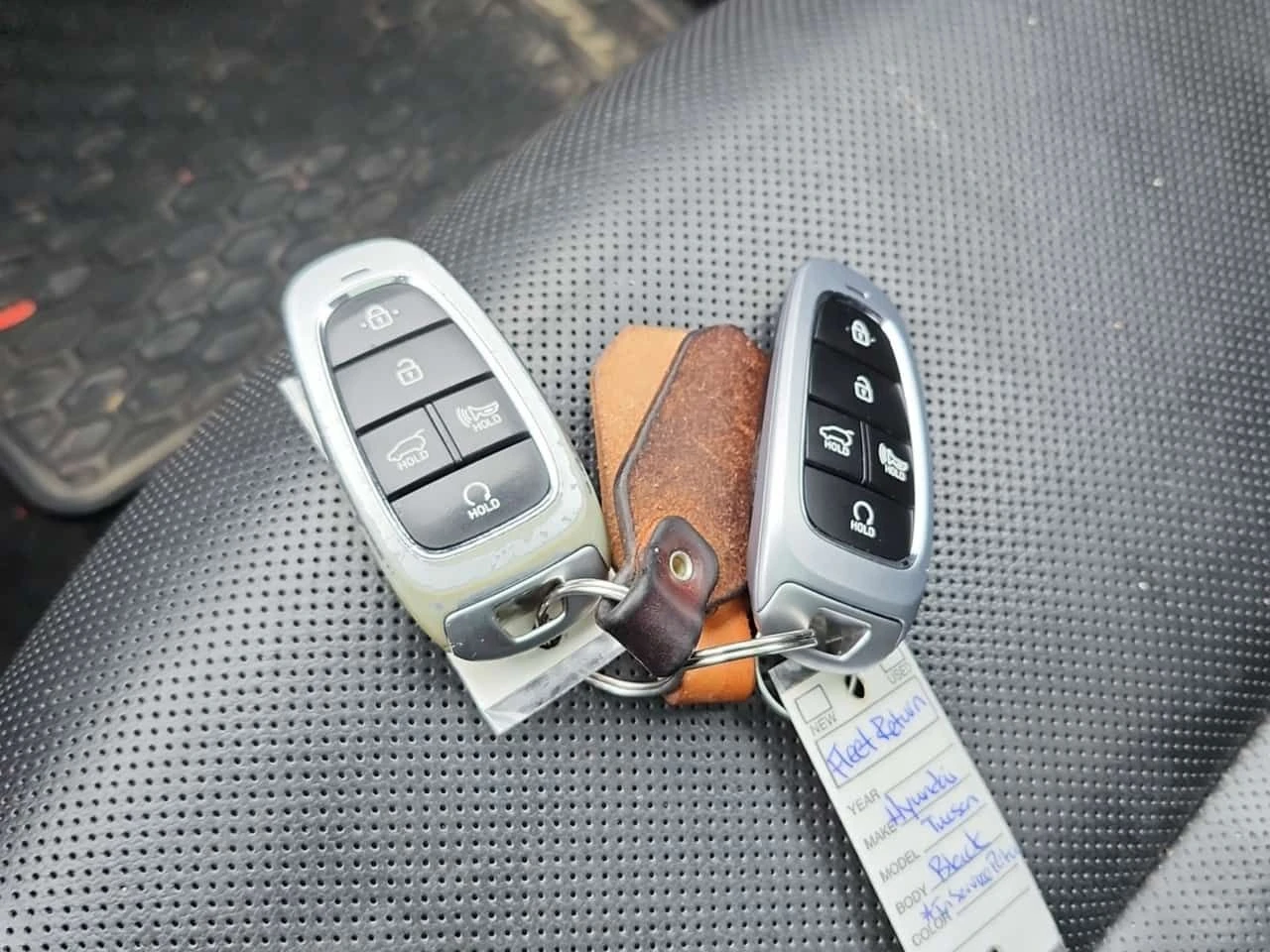 Hyundai Tucson LUXURY| 2 КЛЮЧА| 2 ЧИФТА ГУМИ| ПАНОРАМА| , снимка 17 - Автомобили и джипове - 54112733