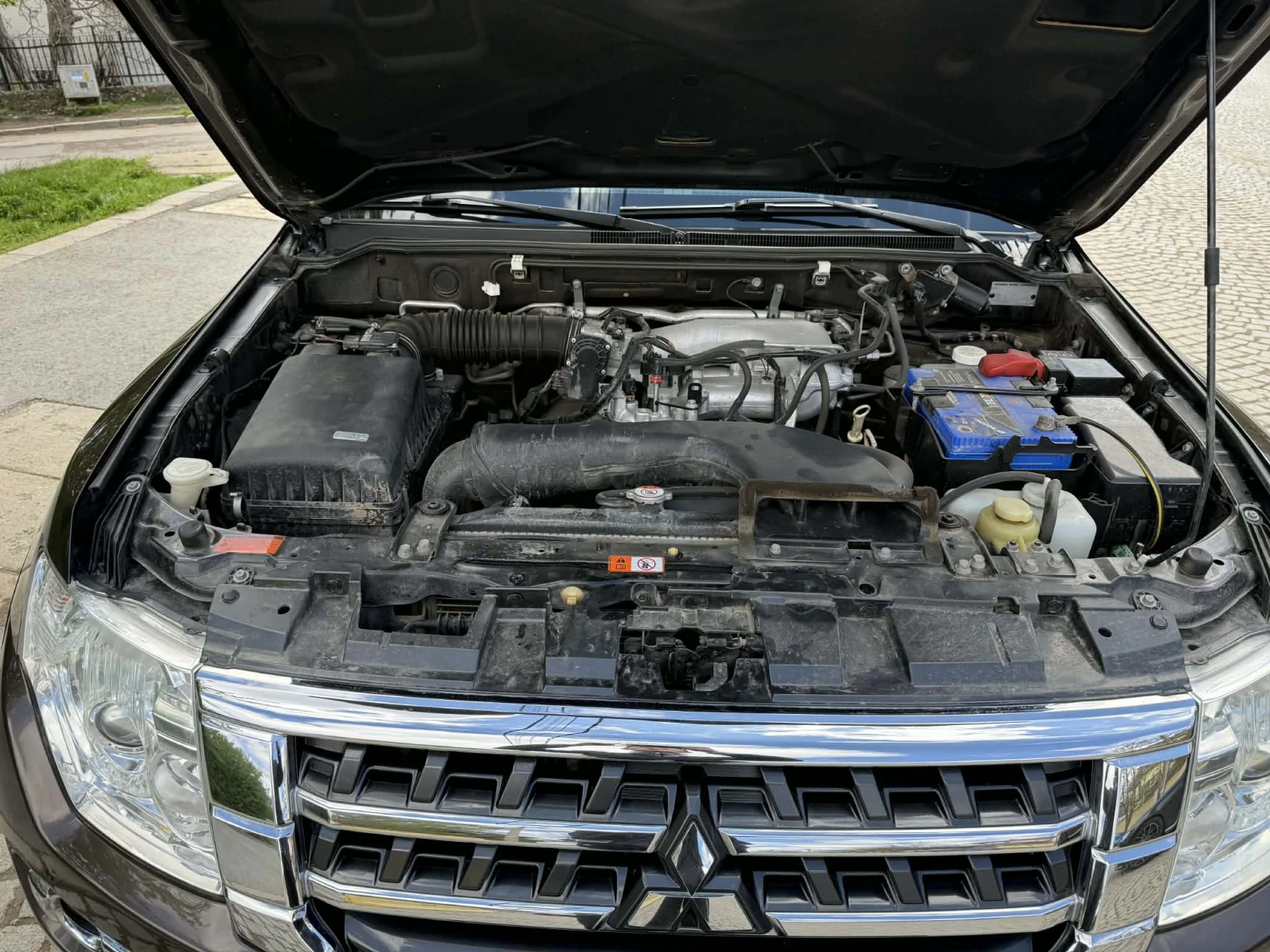 Mitsubishi Pajero, снимка 10 - Автомобили и джипове - 54414228