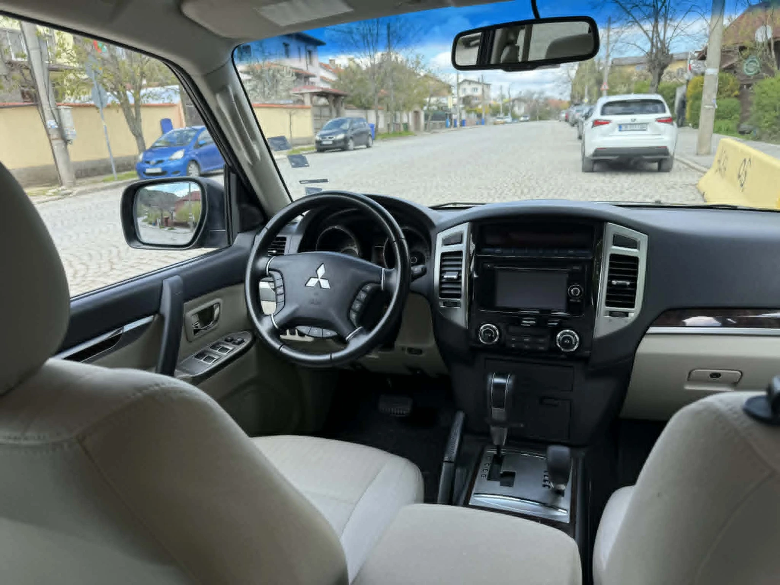 Mitsubishi Pajero, снимка 9 - Автомобили и джипове - 54414228