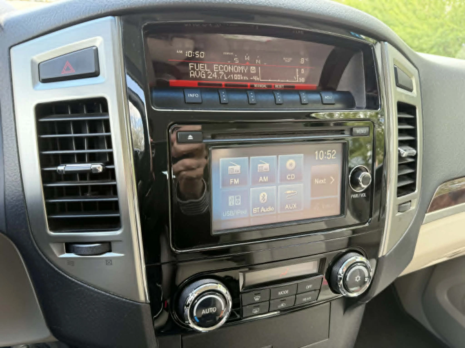 Mitsubishi Pajero, снимка 13 - Автомобили и джипове - 54414228