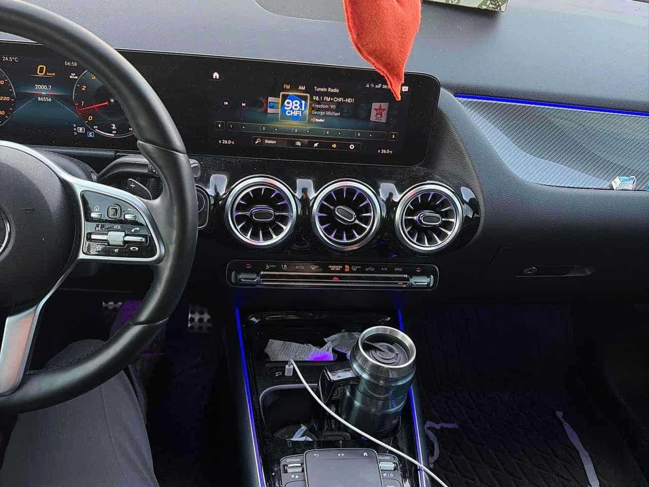 Mercedes-Benz GLA * 250 * 2 КЛЮЧА* ПОДГРЕВ* PANO* KEYLESS* , снимка 9 - Автомобили и джипове - 54425246