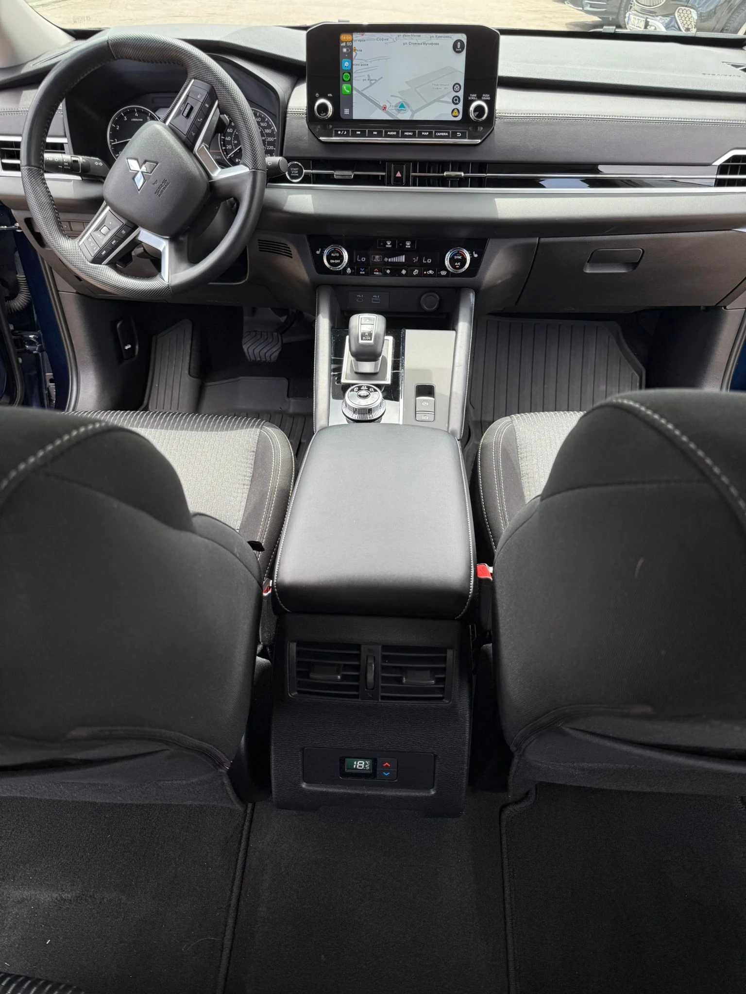 Mitsubishi Outlander SE S-AWC 2.5, снимка 11 - Автомобили и джипове - 54744366